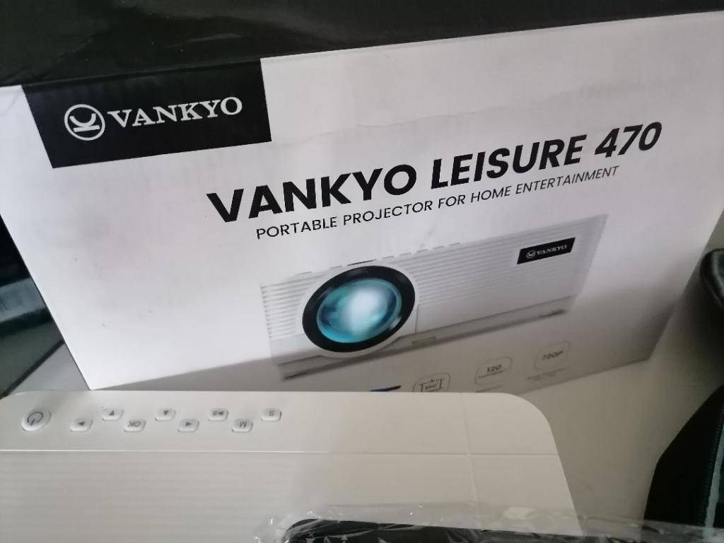 Projectors *YEAR END CLEARANCE*R30 FREIGHT*VANKYO LEISURE 470 MINI